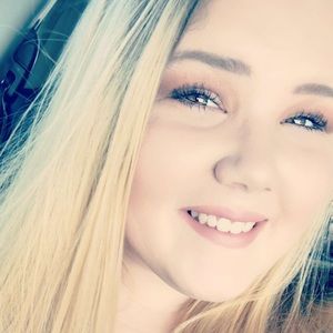 Meet your Posher, Riley